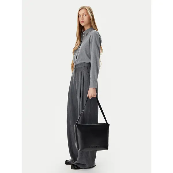 Calvin Klein Torbica Calvin Klein K60K613172 Crna