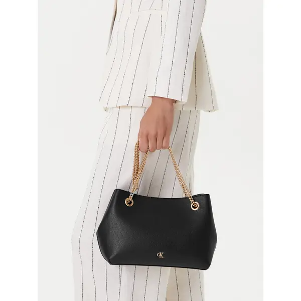 Calvin Klein Torbica Calvin Klein Minimal Monogram Shoulder Bag Wi LV04F3205G Crna