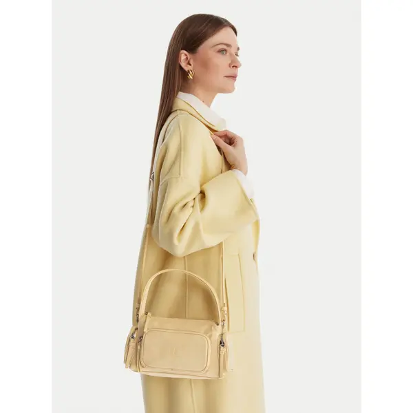 Calvin Klein Torbica Calvin Klein Pocket Nylon Bag W/Strap LV04F3132G Žuta