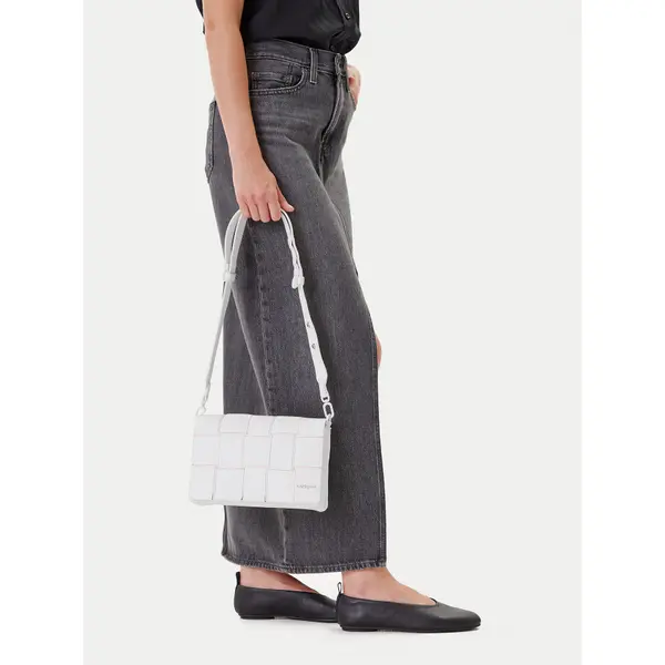 Desigual Torbica Desigual Yoko Blacno 25SAXPAQ Bijela