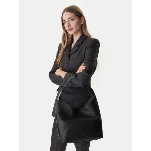 Furla Torbica Furla Lara M WB01900 HSF000 IT O6000 Crna