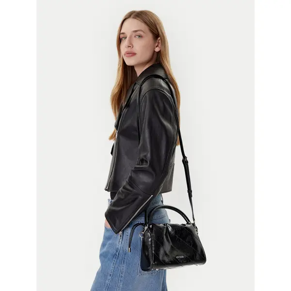 Guess Torbica Guess Amys HWMY96 59160 Crna