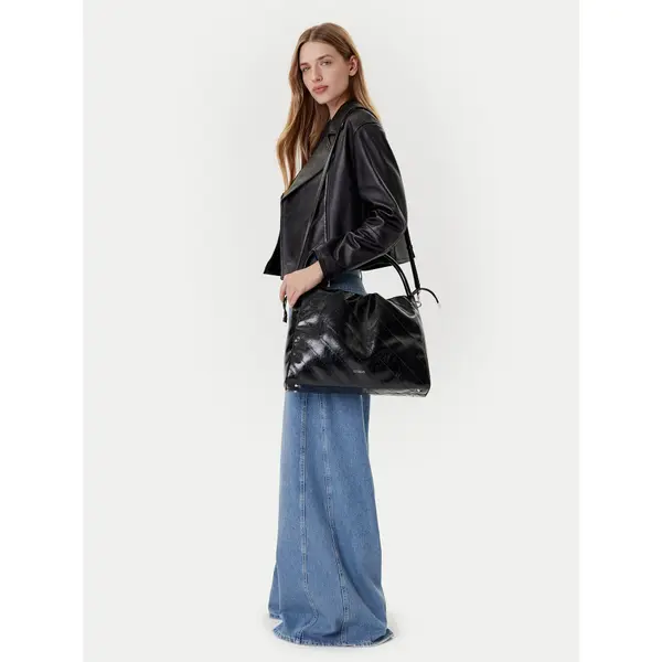 Guess Torbica Guess Amys HWMY96 59220 Crna