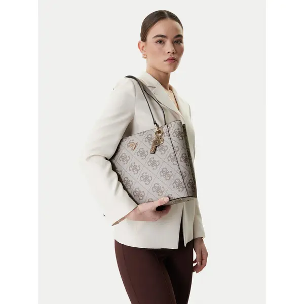 Guess Torbica Guess Noelle II HWSO96 72250 Bež