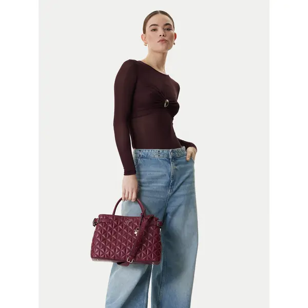 Guess Torbica Guess Paisleigh HWQG98 83060 Tamnocrvena