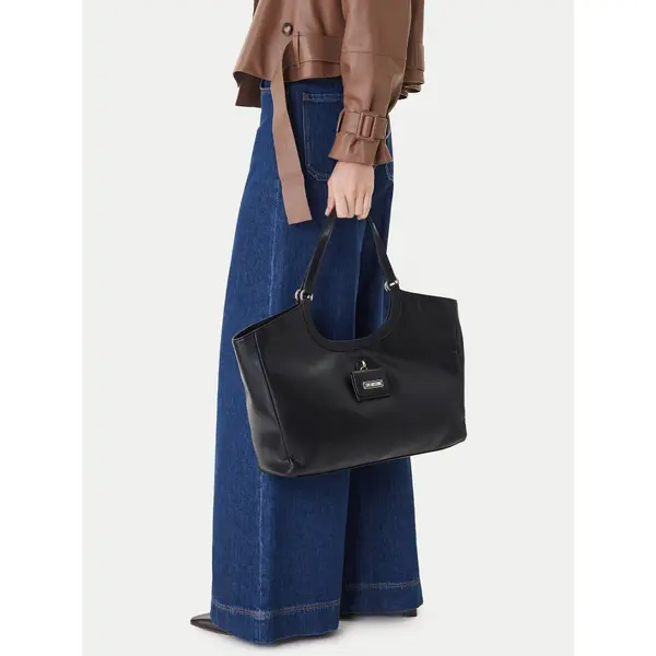 Love Moschino Torbica LOVE MOSCHINO JC4391PP0NKN0000 Crna