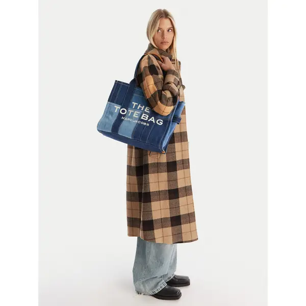 Marc Jacobs Torbica Marc Jacobs The Denim Large Tote Bag H018M06FA21 Plava