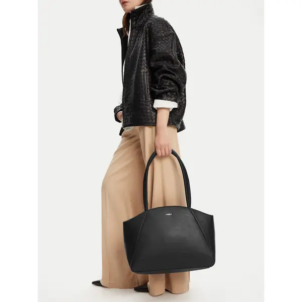 Mexx Torbica MEXX C-MEXX-H-001-08 Crna