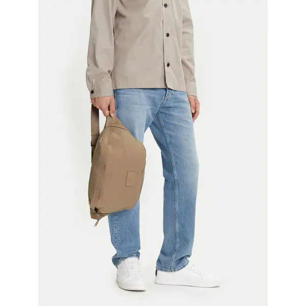 Calvin Klein Jeans Torbica oko struka﻿ Calvin Klein Jeans Metro Oversized Waistbag Ny LV04G3088G Bež