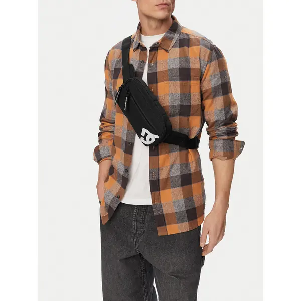 DC Shoes Torbica oko struka﻿ DC Shoes CWBEO-DCI-B-002-07 Crna