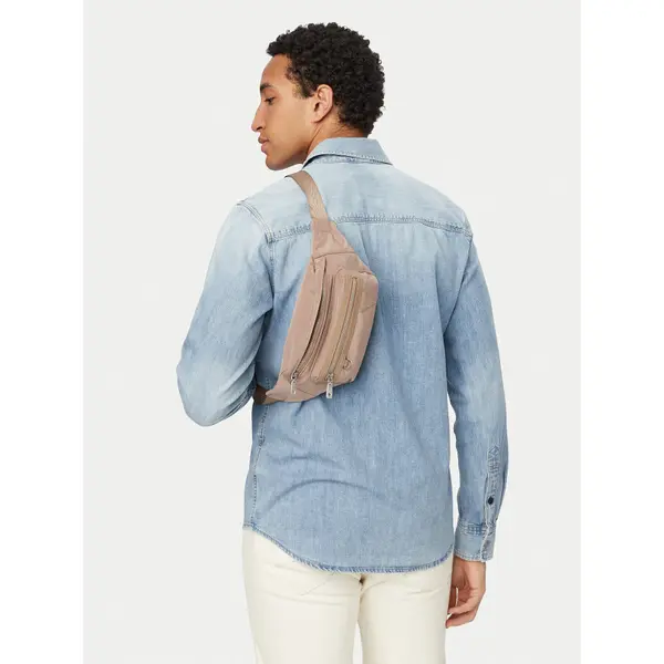 Guess Torbica oko struka﻿ Guess HMBENY P6156 Bež
