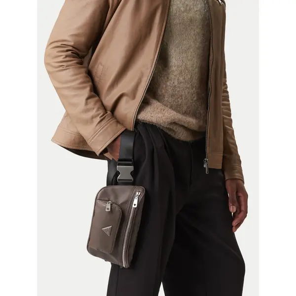 Guess Torbica oko struka﻿ Guess HMECSA P3332 Smeđa