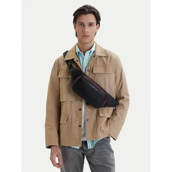 Tommy Hilfiger Torbica oko struka﻿ Tommy Hilfiger Th Foundation Bumbag AM0AM14159 Crna