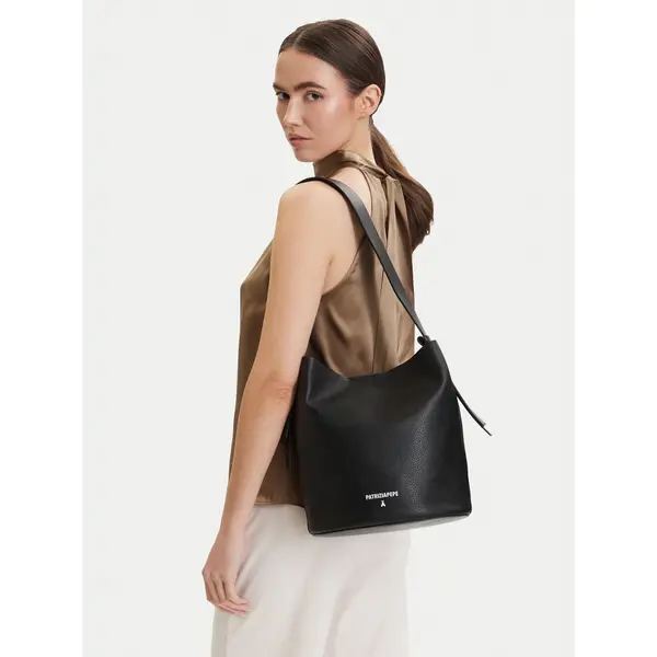 PATRIZIA PEPE Torbica Patrizia Pepe 8B0287/L148-K103 Crna