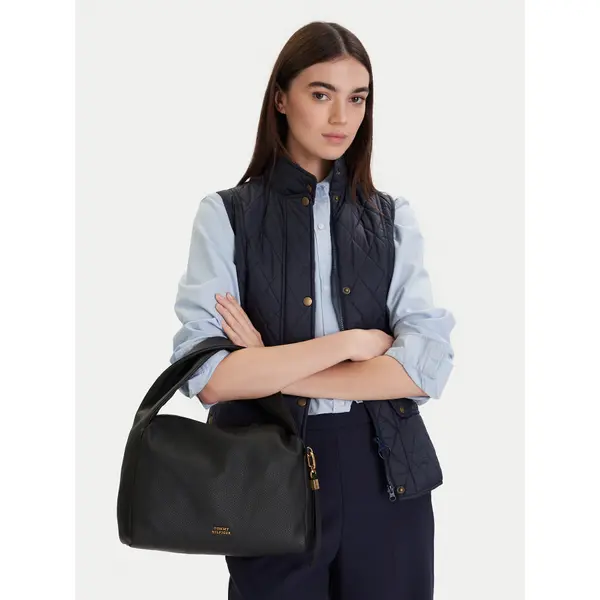 Tommy Hilfiger Torbica Tommy Hilfiger City Leather Shoulder Bag AW0AW18152 Crna
