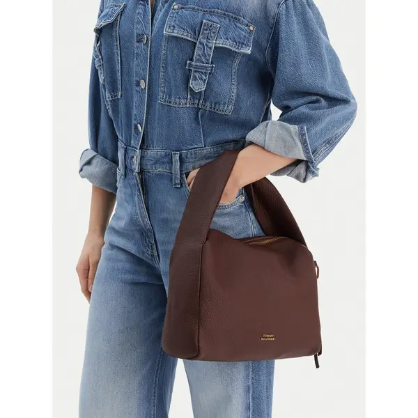 Tommy Hilfiger Torbica Tommy Hilfiger City Leather Shoulder Bag AW0AW18152 Smeđa