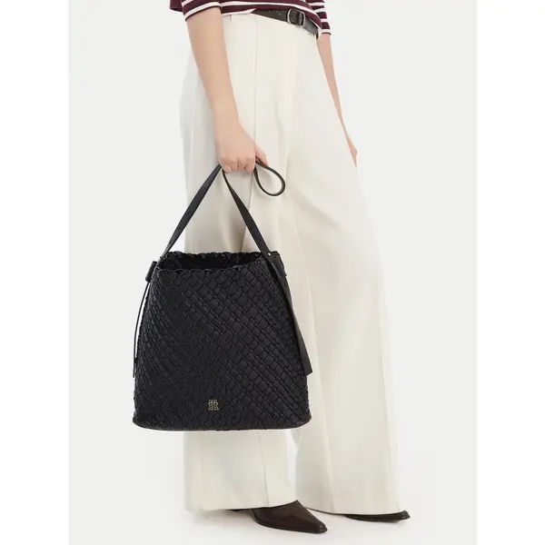 Tommy Hilfiger Torbica Tommy Hilfiger Th Braided Maxi Hobo AW0AW18161 Crna