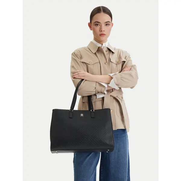 Tommy Hilfiger Torbica Tommy Hilfiger Th Daily Tote Mono AW0AW18417 Crna