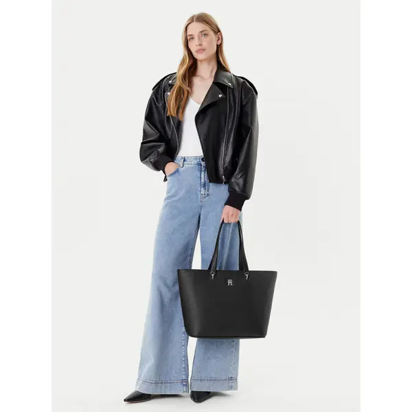 Tommy Hilfiger Torbica Tommy Hilfiger Th Emblem Tote AW0AW15178 Crna