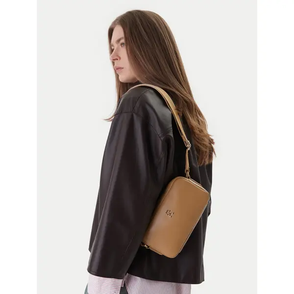 Tommy Hilfiger Torbica Tommy Hilfiger Th Essential Camera Bag AW0AW18370 Smeđa