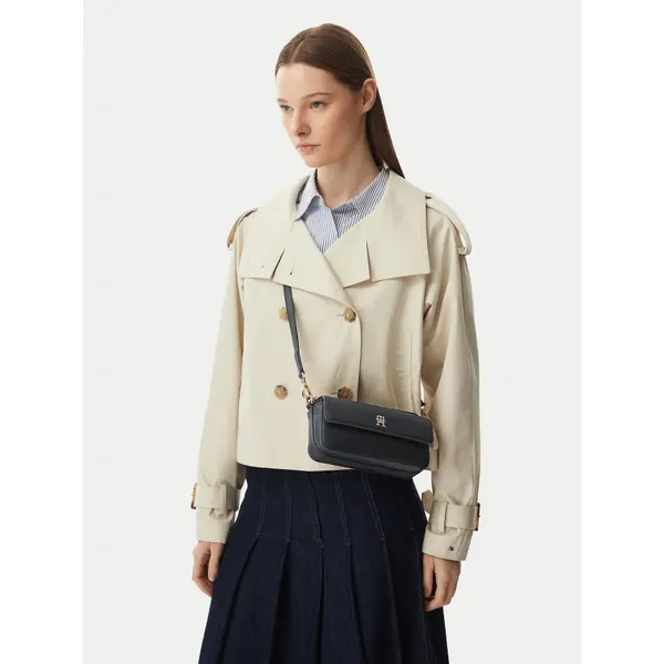 Tommy Hilfiger Torbica Tommy Hilfiger Th Icon Camera Bag AW0AW18721 Crna
