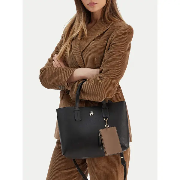 Tommy Hilfiger Torbica Tommy Hilfiger Th Icon Mini Tote AW0AW18233 Crna