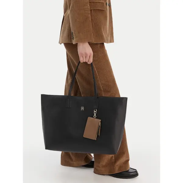 Tommy Hilfiger Torbica Tommy Hilfiger Th Icon Tote AW0AW18173 Crna
