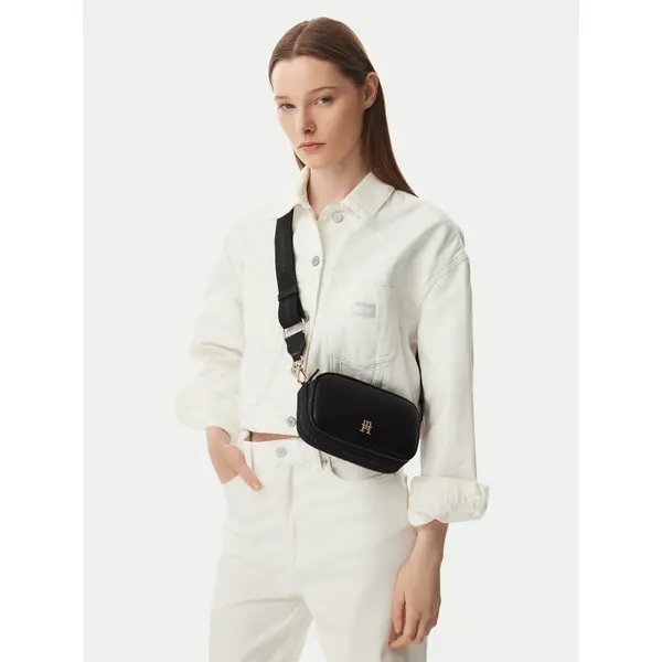 Tommy Hilfiger Torbica Tommy Hilfiger Th Logotape Camera Bag AW0AW18741 Crna