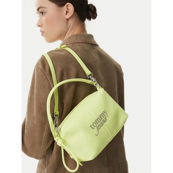 Tommy Jeans Torbica Tommy Jeans Metal Logo Crossbody Camera Bag AW0AW18470 Zelena