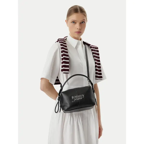 Tommy Jeans Torbica Tommy Jeans Tjw Bold Camera Bag AW0AW18470 Crna