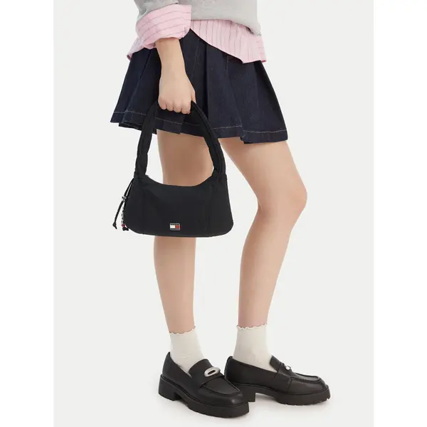 Tommy Jeans Torbica Tommy Jeans Tjw Casual Shoulder Bag AW0AW18068 Crna