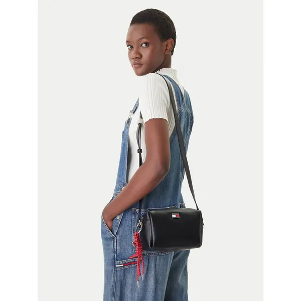 Tommy Jeans Torbica Tommy Jeans Tjw City Charm Camera Bag AW0AW18456 Crna
