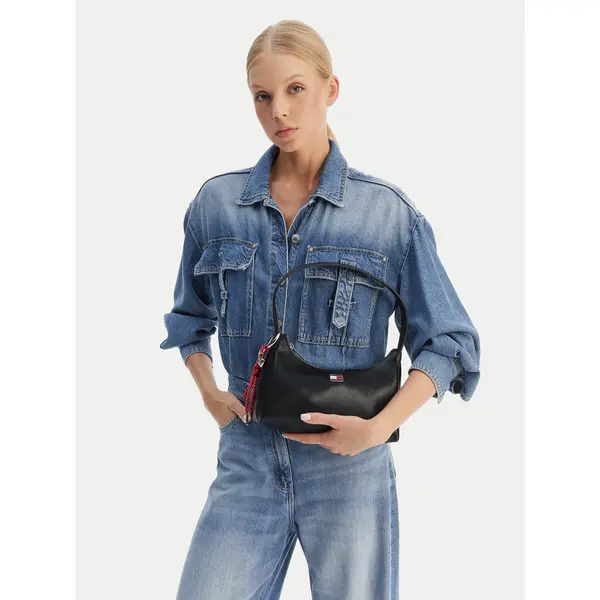 Tommy Jeans Torbica Tommy Jeans Tjw City Charm Shoulder Bag AW0AW18458 Crna