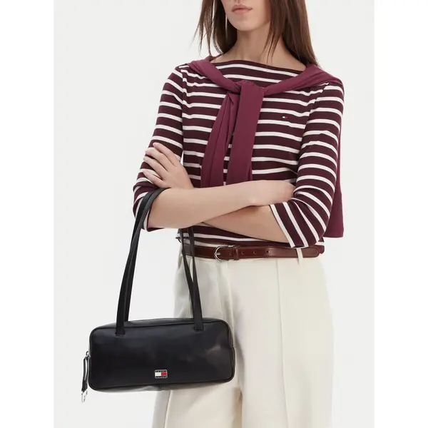 Tommy Jeans Torbica Tommy Jeans Tjw City Shoulder Bag AW0AW18075 Crna