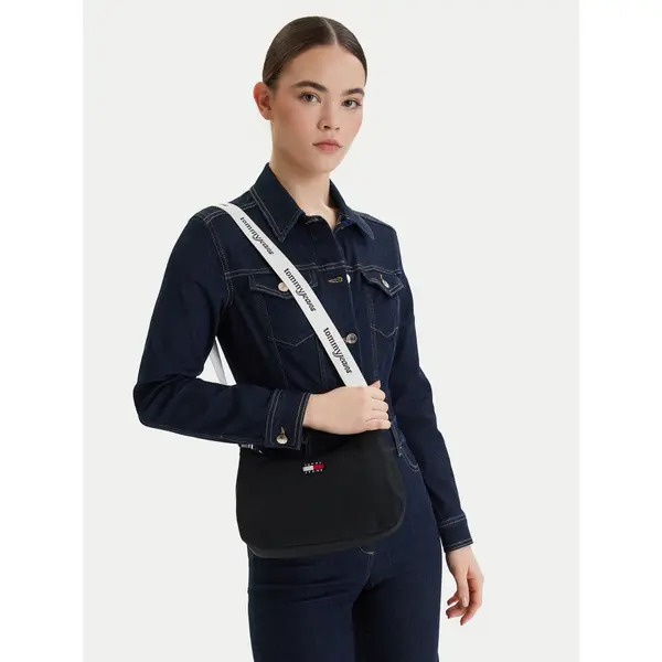 Tommy Jeans Torbica Tommy Jeans Tjw Ess Daily Shoulder Bag AW0AW18463 Crna