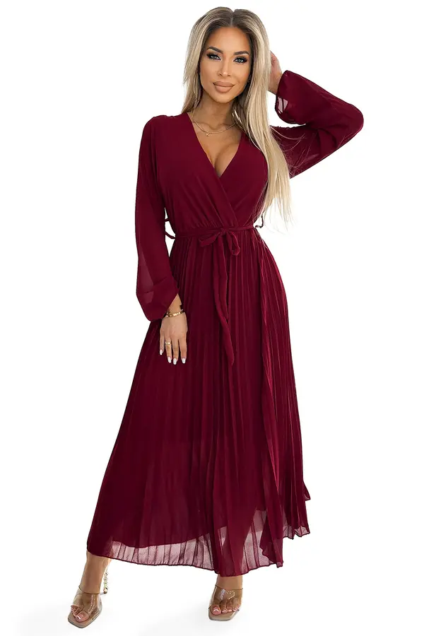 numoco basic 537-1 Pleated chiffon dress with scoop neckline, long sleeves and tied belt - burgundy