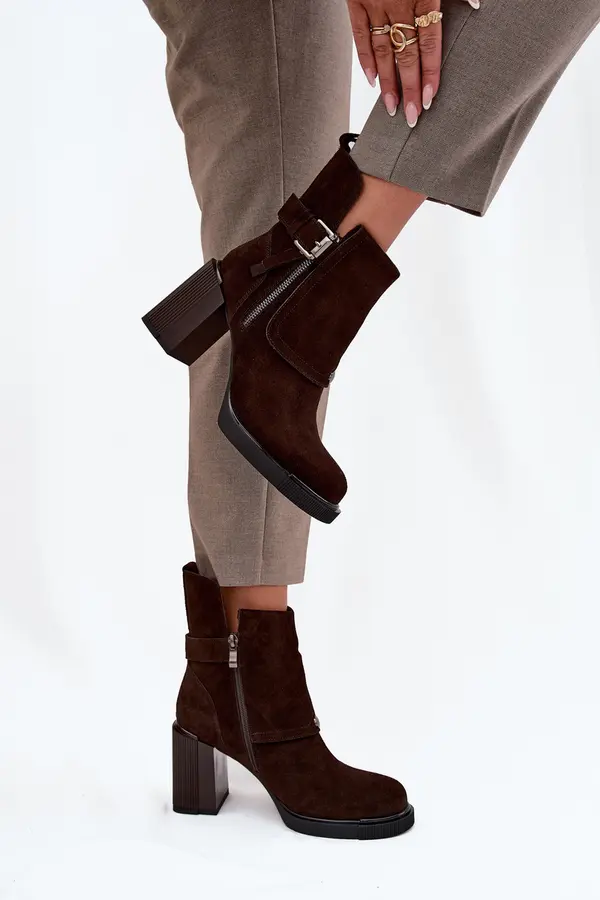 VINCEZA Ankle boots made of genuine suede on a heel with a buckle Vinceza