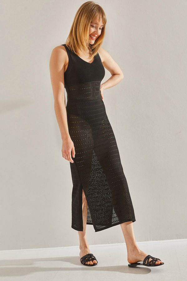 Bianco Lucci Bianco Lucci Women's V-Neck Slit Detailed Unlined Openwork Dress