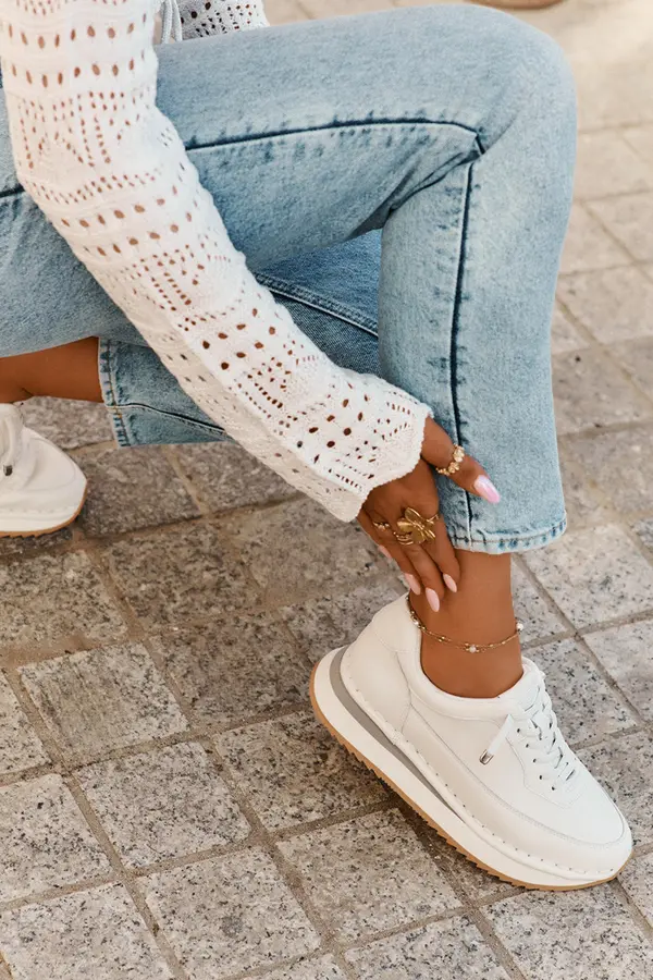 BIG STAR SHOES BIG STAR SHOES Ladies Leather Sneakers On A Platform Big Star