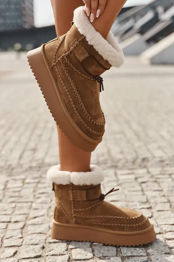 BIG STAR SHOES BIG STAR SHOES Suede Women's Snow Boots With Decorative Stitching Big Star