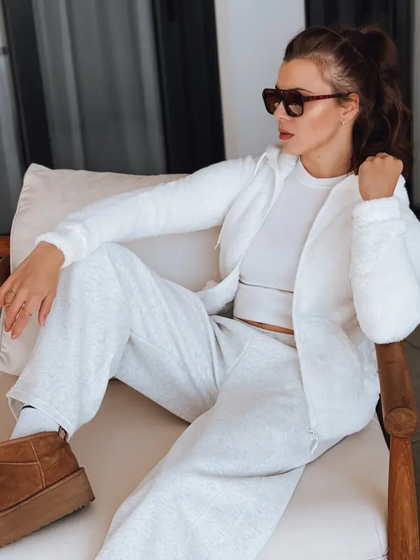 DStreet Bijela majica s kapuljačom i trenirka