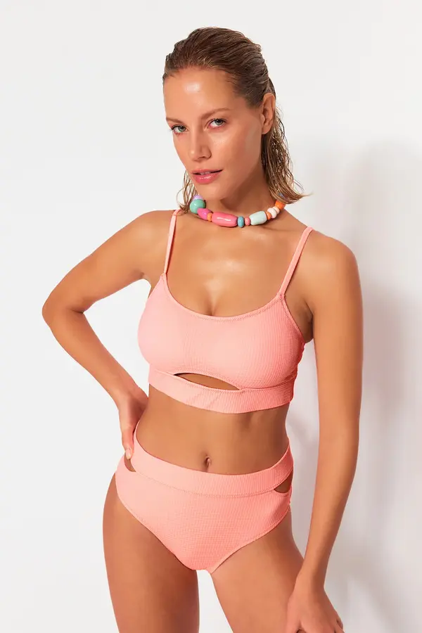 Trendyol Bikini gornji dio Trendyol Cutout