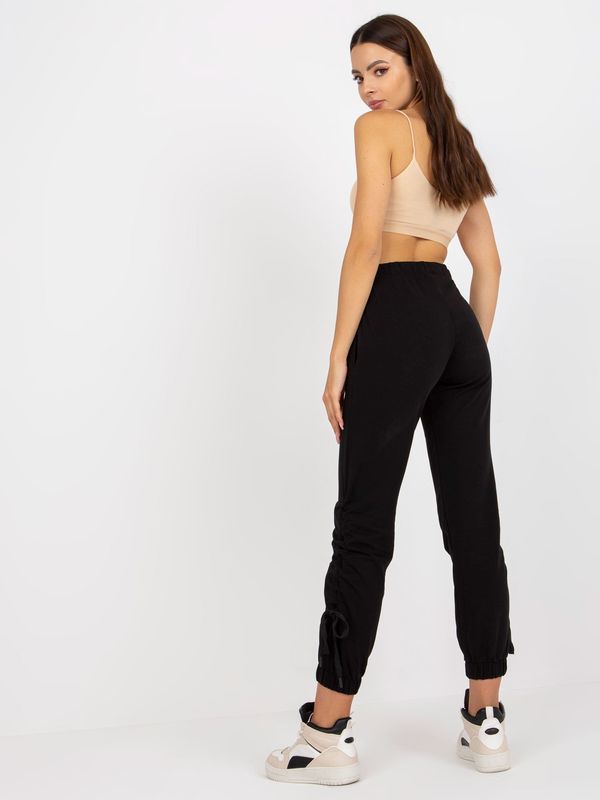 Fashionhunters Black cotton sweatpants with pockets