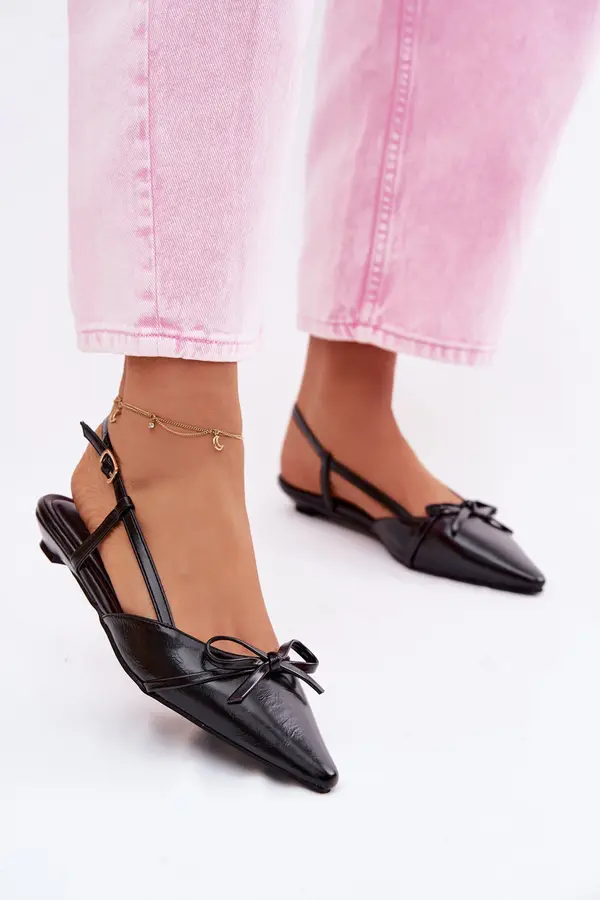 Boto Boto Women's Faux Leather Sandals Low Heeled Black Jelmera