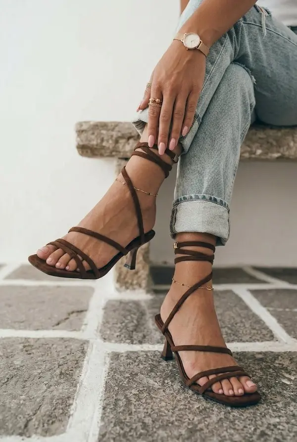 Boto Boto Women's Heeled Sandals With Straps Chocolate Samara