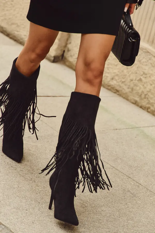 Boto Boto Women's High Heel Boots with Fringes Black Isalune