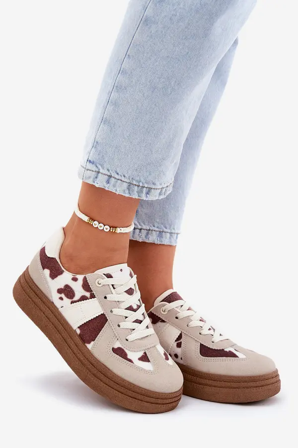 Boto Boto Women's Platform Sneakers With Patches Beige Lincidi