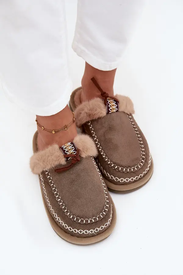 Boto Boto Women's slippers with fur and embroidery Green Perivelle