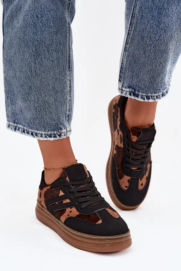 Boto Boto Women's Sneakers On Platform With Patches Black Denissa