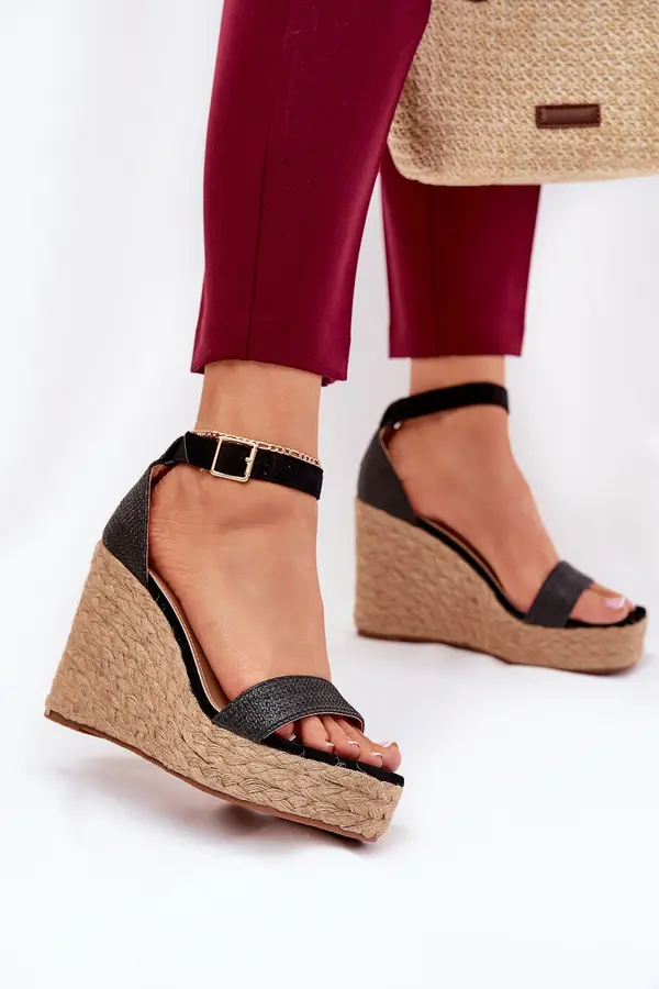 Boto Boto Women's Wedge Sandals With Braiding Black Adelio